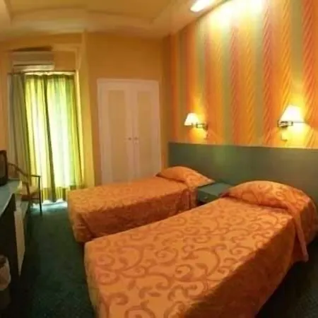 Minoa Hotel 3*