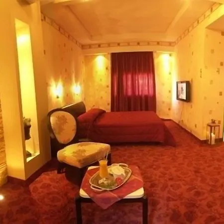 Hotel Minoa 3*