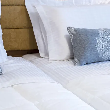 Ares Otel