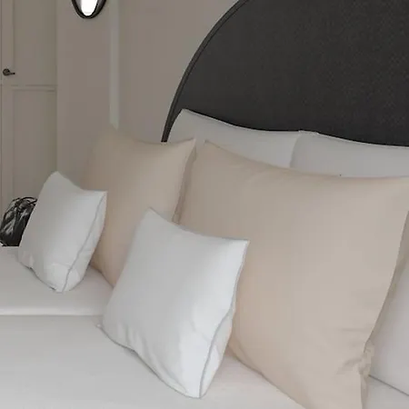 One Smart Hotel