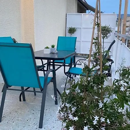 Athenian Sun-kissed Penthouse With Huge Balcony! *
