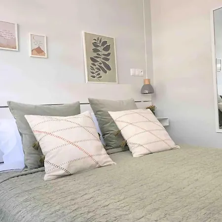 New Amazinglarge Luxury 4br Suite/1min Toacropolis *