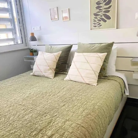New Amazinglarge Luxury 4br Suite/1min Toacropolis