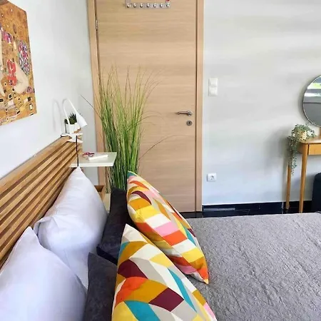 Apartment New Amazinglarge Luxury 4br Suite/1min Toacropolis
