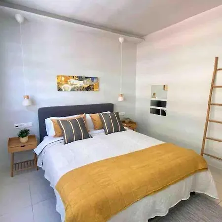 Apartment New Amazinglarge Luxury 4br Suite/1min Toacropolis