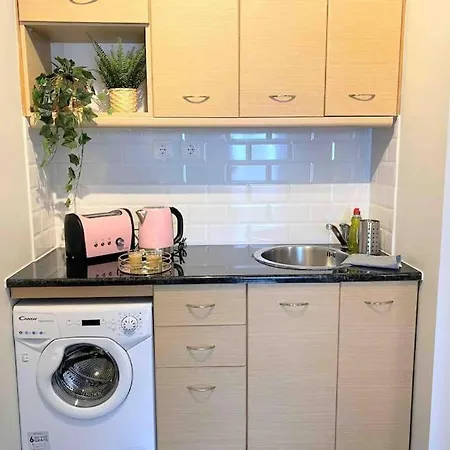 Apartment New Amazinglarge Luxury 4br Suite/1min Toacropolis
