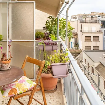 Mosaics Apartm With Acropolis View Athens