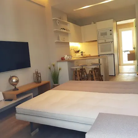 Elegant House With Acropolis View Apartment *