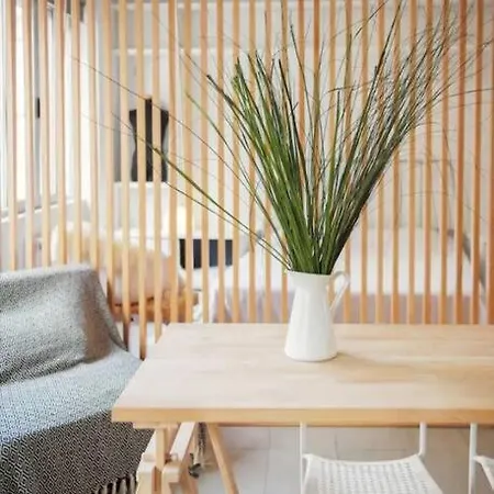 Apartment Stylish Living By Acropolis *