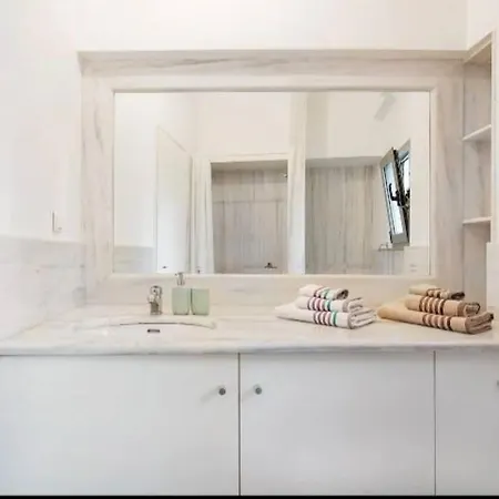 Stylish Living By Acropolis *