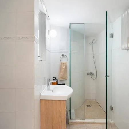 Scent Of Freedom Renovated Apartment *
