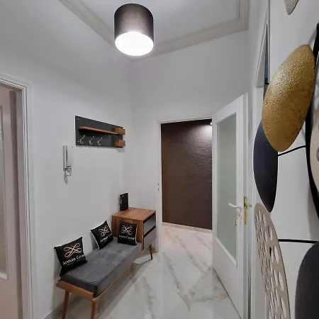 Arman Group Arya Apartment Athens