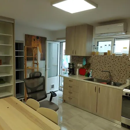 Arman Group Basement Loft Διαμέρισμα