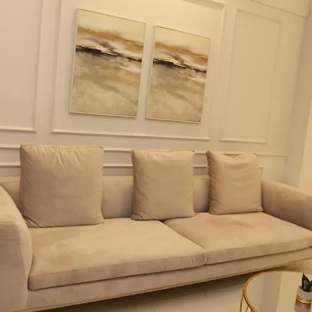 Adri & Marg Luxury Living Athens