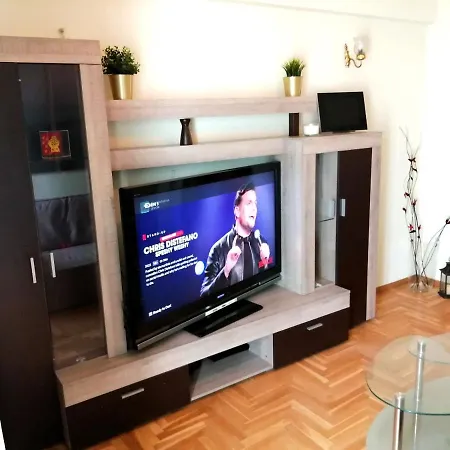 Διαμέρισμα Full House Near The Center Of *