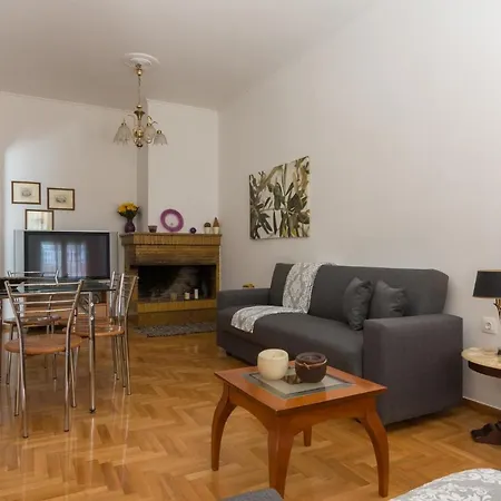 2bedroom In Pagkrati Athens