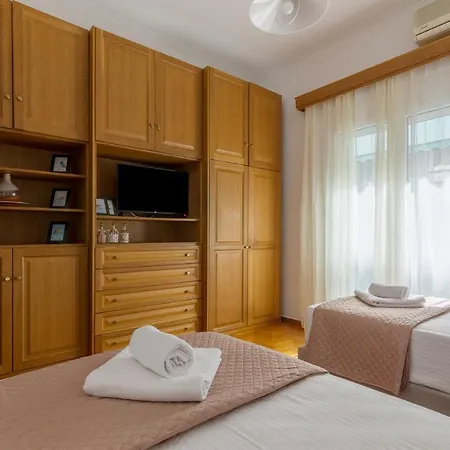 2bedroom In Pagkrati Appartamento