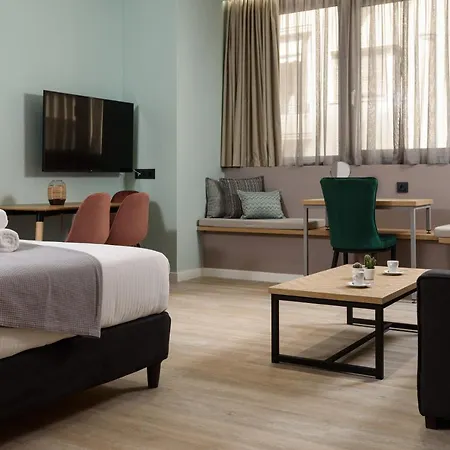 Apartment Crossroads By Yha *