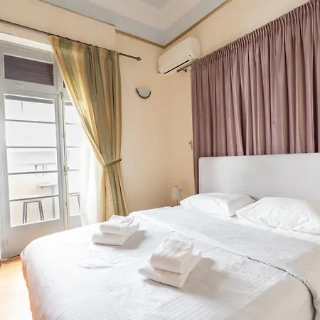 Ideal 4 Bdr In Plaka For 10! Appartement Athene