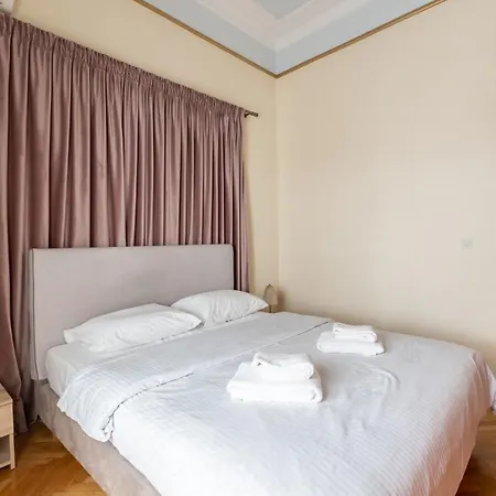Ideal 4 Bdr In Plaka For 10! Appartement Athene