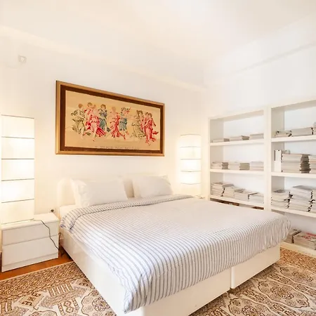Vibrant In Pangrati By Athenian Homes * Athens