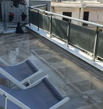 Nikis Penthouse Apartment