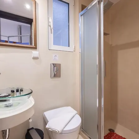 Appartement Ideal 4 Bdr In Plaka For 10! Athene