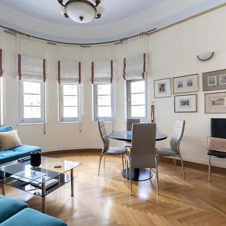 Ideal 4 Bdr In Plaka For 10! * Athene