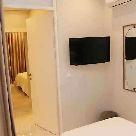 Adri & Marg Luxury Living Athens