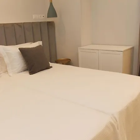 Adri & Marg Luxury Living * Athens