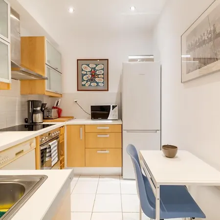 Vibrant In Pangrati By Athenian Homes