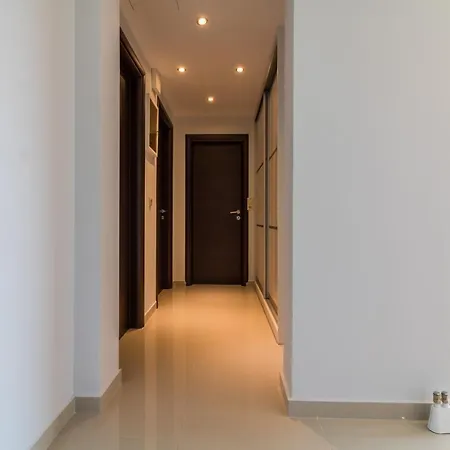 Amazing With Ocean Views Apartment