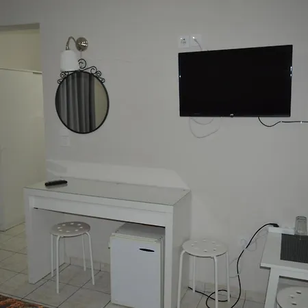 Albion Hotel Athene