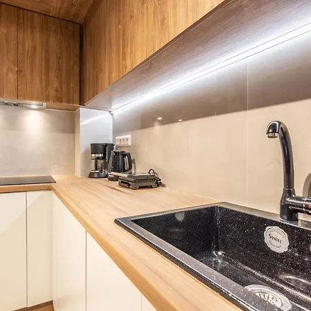 Apartment Cozy - 8' To Panormou Metro Station