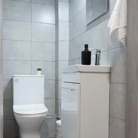 Διαμέρισμα Spacious Flat In The Heart Of Athens!