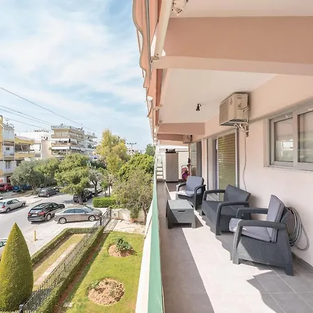 An Impressive 2 Bdr In Glyfada