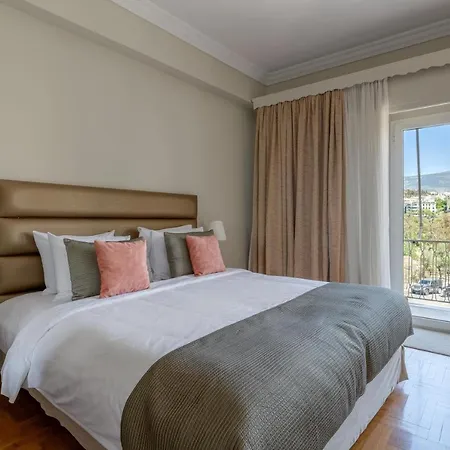 Aura Homes, Classic In Central Apartment