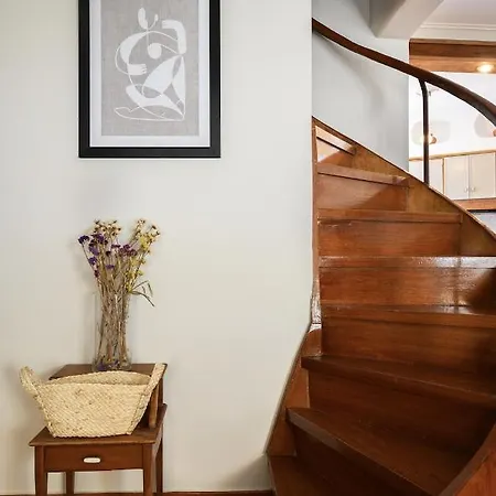 Relaxed Art Deco Maisonette Pagrati 公寓 *