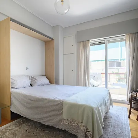 Relaxed Art Deco Maisonette Pagrati Apartment *