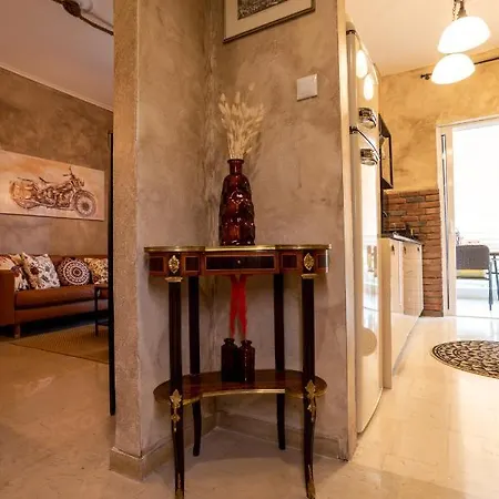 Ms Apartment