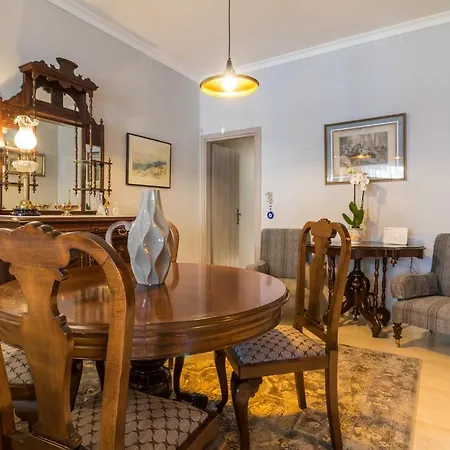 Comfortable And Spacious 2 Bdr