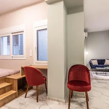 Cozy - 8' To Panormou Metro Station Apartment Athens