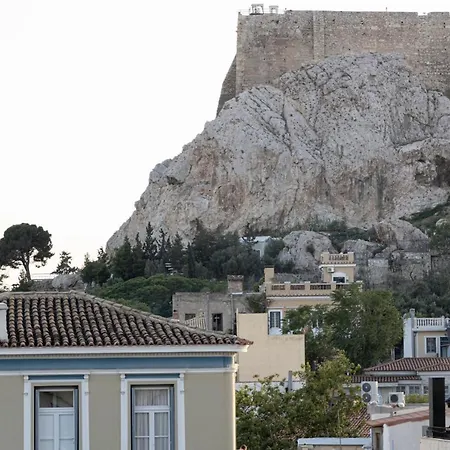 Plaka's Privileged Apartment Athens