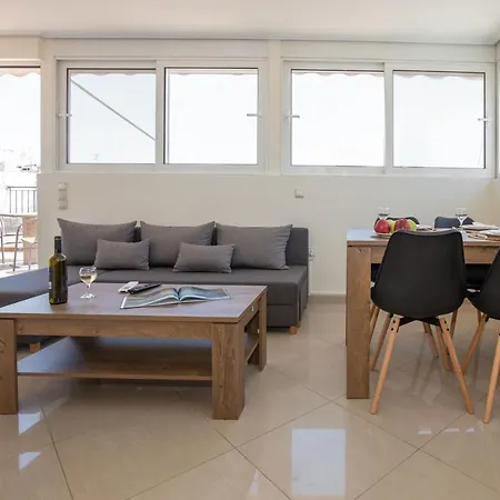 Apartment Rooftop With Great Veranda *