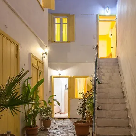 Apartment Great 35 Sq M On 1st Floor In Bohemian Psyri In Athens' Historic Center-in Vivo