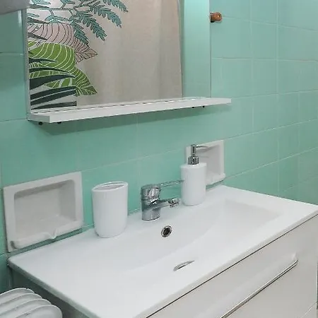 Kolonaki, Karneadou Apartment Athens