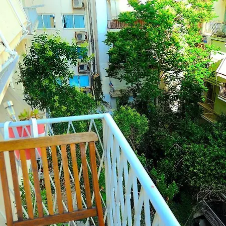 Kolonaki, Karneadou Apartment *