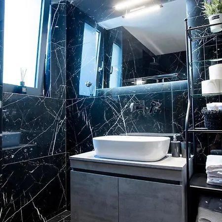 Luxury Penthouse With Acropolis View And Jacuzzi * Ateny