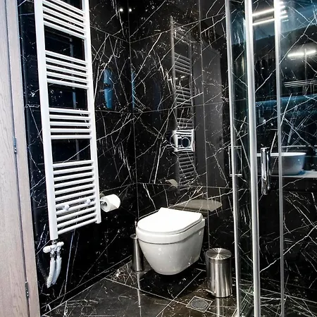 Luxury Penthouse With Acropolis View And Jacuzzi