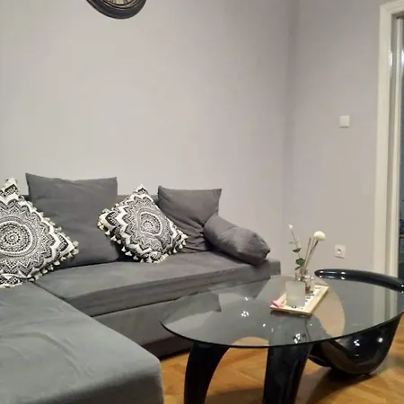 A Convenient In The Heart Of * Athens